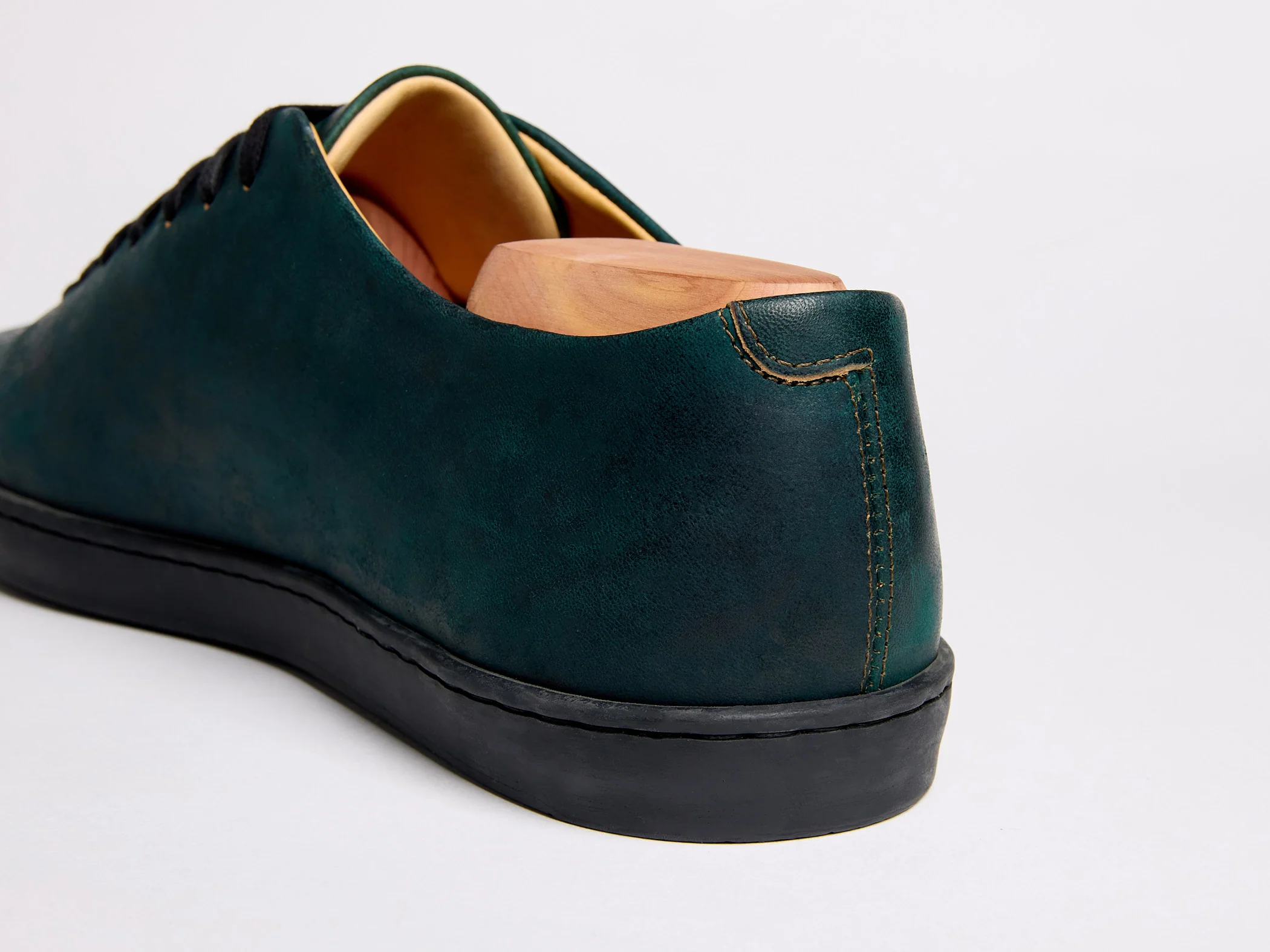 Hanley Sneaker - Horween Shell Cordovan Reverse Black - Image 5
